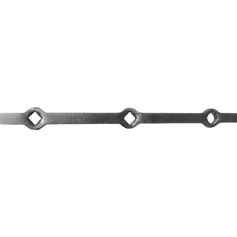 TRAVERSE À TROUS CARRÉE OBLIQUE – ACIER BRUT POUR GRILLES & PORTES