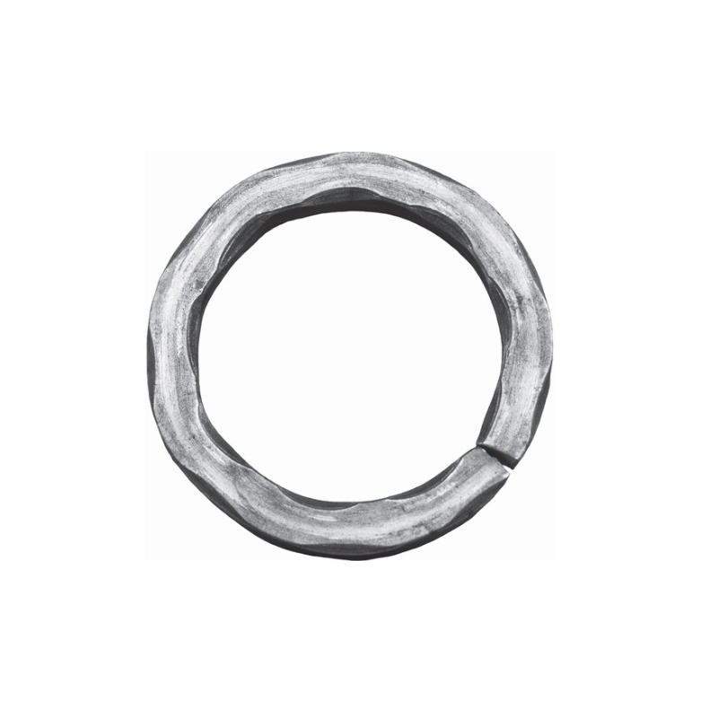 Cercle décoratif en acier martelé Ø110 mm plat 14x14 mm pour ferronnerie