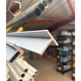 Té aluminium RAL 7001 laqué époxy – Profil ailes égales