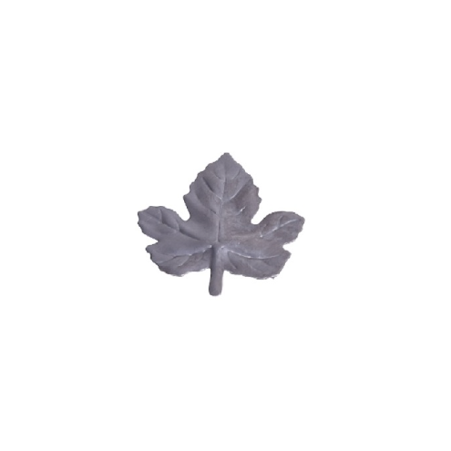 Miniature de feuille de vigne en tôle d'acier brute avec nervures embouties.