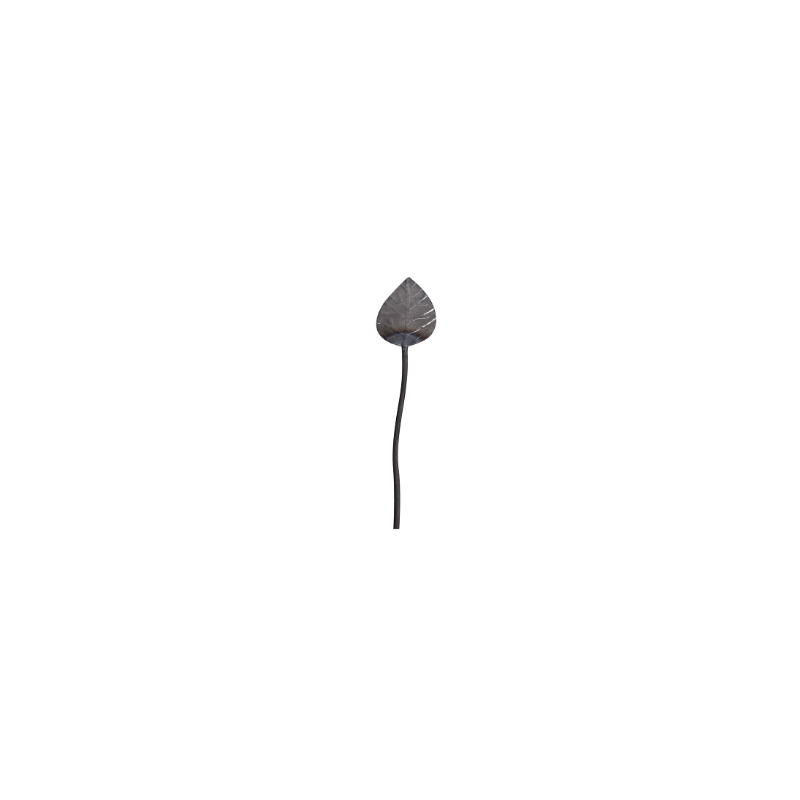 Feuille forgée cordiforme montée sur une tige fine en acier malléable de 3 mm.